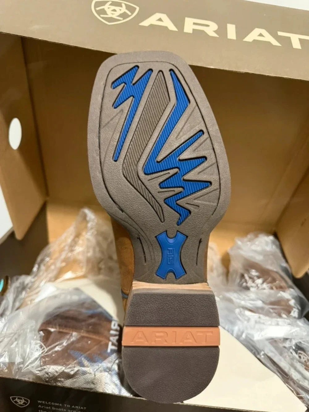 Ariat brand new